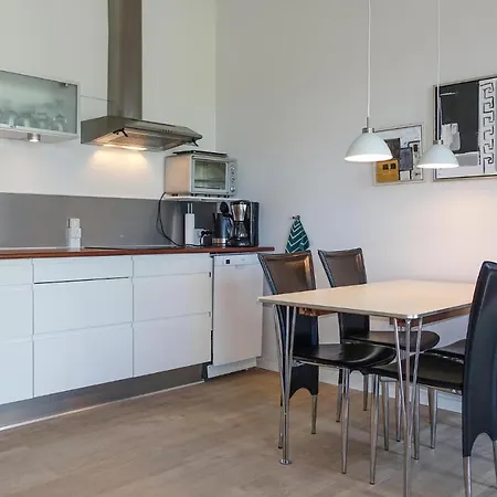 Beautiful In With House Sea View Apartment